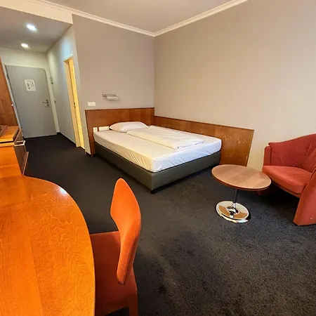 Hotel Hotel & Apart4You 3*